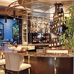La Demeure Montaigne 5*