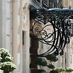 La Demeure Montaigne 5* Παρίσι
