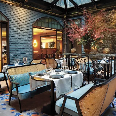 La Demeure Montaigne Hotel Paris