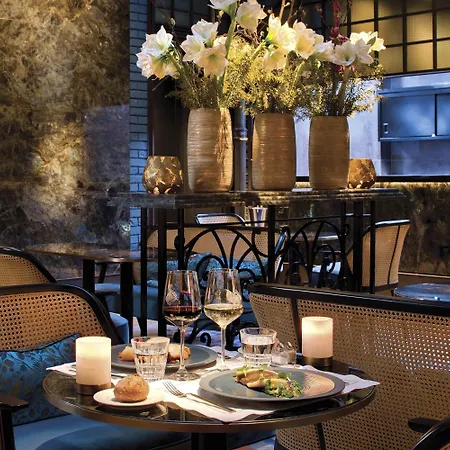 La Demeure Montaigne 5*