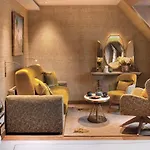 Hotel La Demeure Montaigne Paris