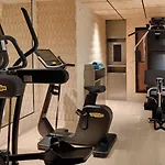 Hotel La Demeure Montaigne 5*