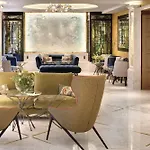 La Demeure Montaigne Hotell 5*