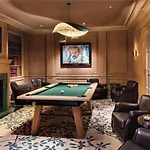 Hotel La Demeure Montaigne Paris