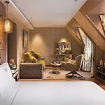 La Demeure Montaigne 5* Paris