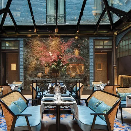 La Demeure Montaigne 5* París