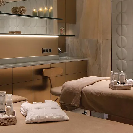 La Demeure Montaigne Hotel Paříž