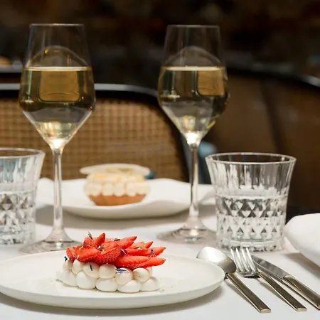 La Demeure Montaigne Hotel Paříž