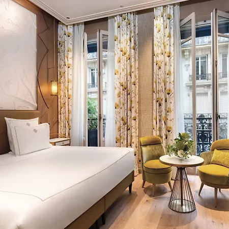 La Demeure Montaigne 5*