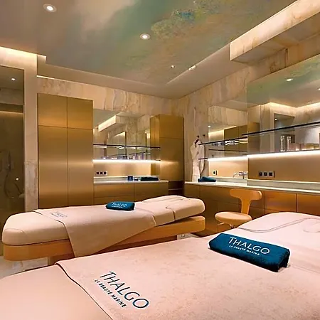 Hotel La Demeure Montaigne