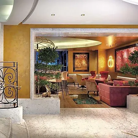 Hotel La Demeure Montaigne Parijs