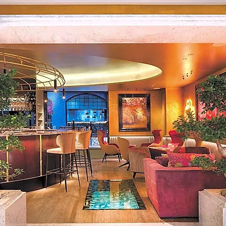 La Demeure Montaigne 5*