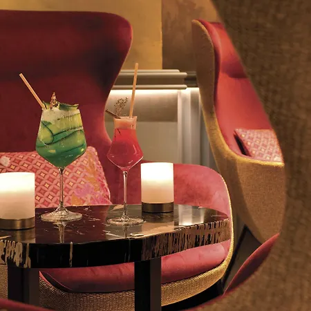 Hotel La Demeure Montaigne