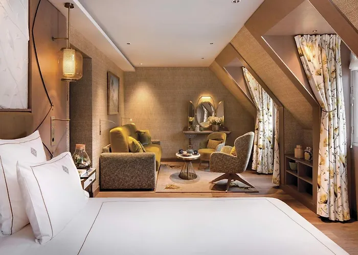 La Demeure Montaigne ホテル