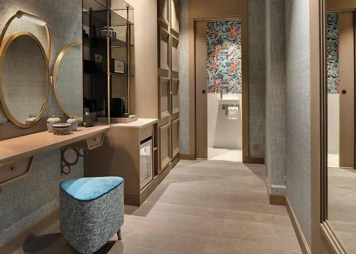 La Demeure Montaigne ホテル 5*