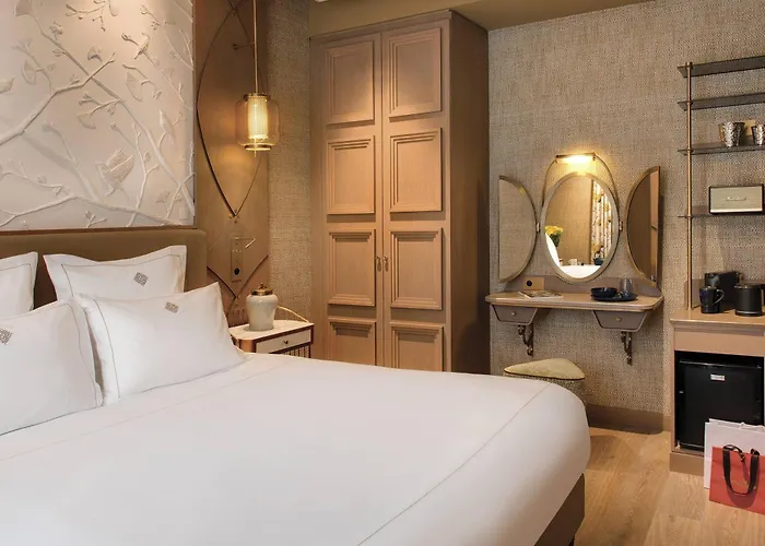 La Demeure Montaigne ホテル