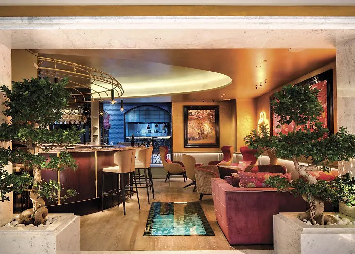 La Demeure Montaigne 5*