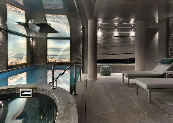 La Demeure Montaigne ホテル パリ