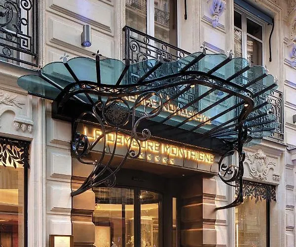 ホテル La Demeure Montaigne 5*