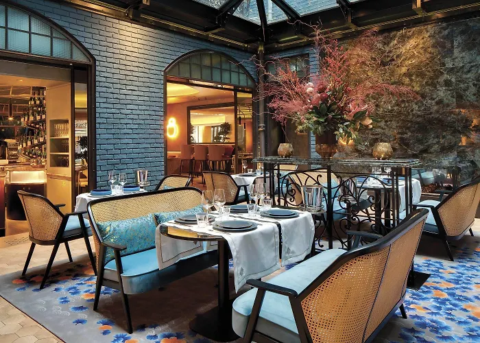 La Demeure Montaigne ホテル パリ