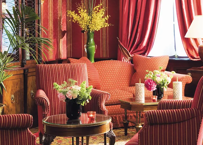 La Demeure Montaigne Hotel Paris