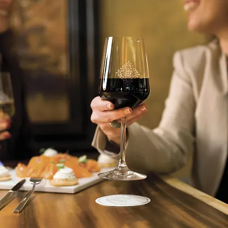 Hotel La Demeure Montaigne Parijs