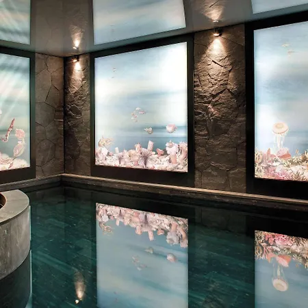 Hotell La Demeure Montaigne