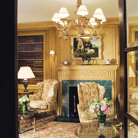 La Demeure Montaigne Hotell Paris